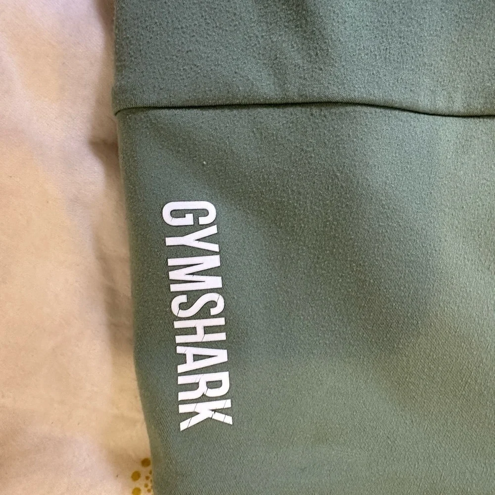 Gymshark Pants Womens M Synthetic Base Layer Hike Fall Workout Moisture Wick